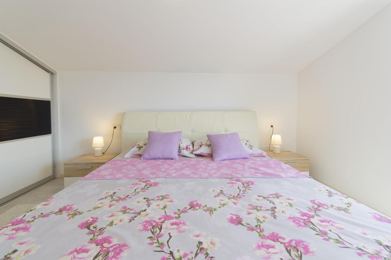Apartments Goran By Rent Istria 乌马格 外观 照片