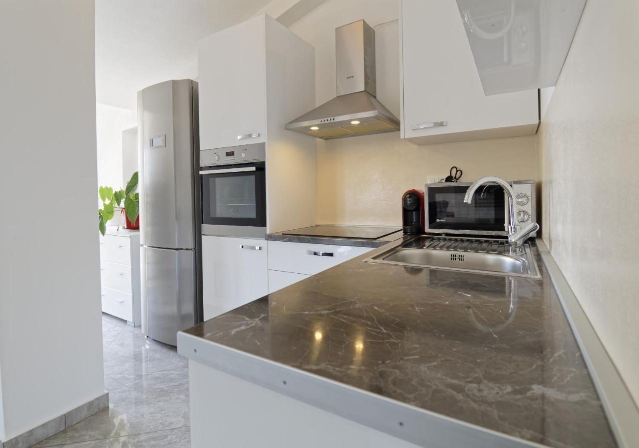Apartments Goran By Rent Istria 乌马格 外观 照片